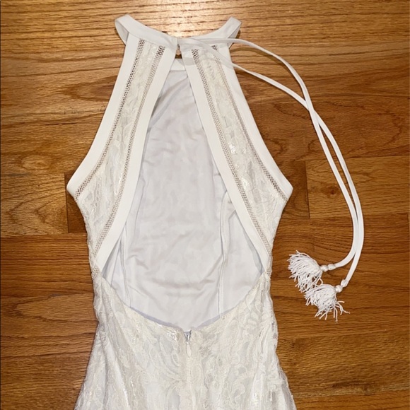 White Guess long dress with slits and backless - Picture 5 of 8